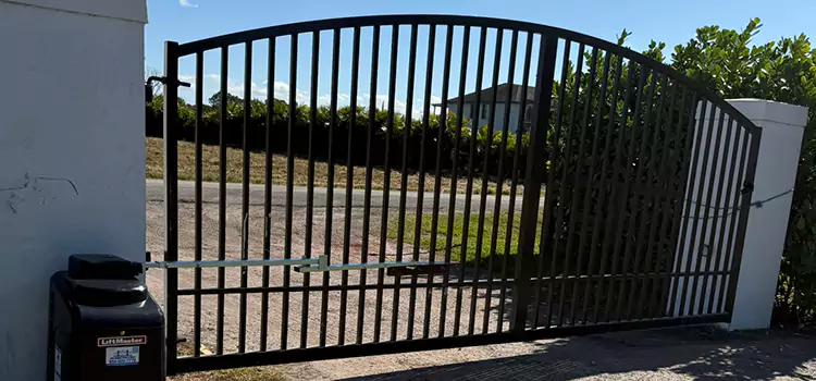 Driveway Fence Repair Wilmette